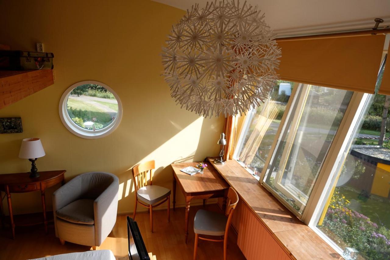 Bed and Breakfast Sonnesleep à Almere Extérieur photo